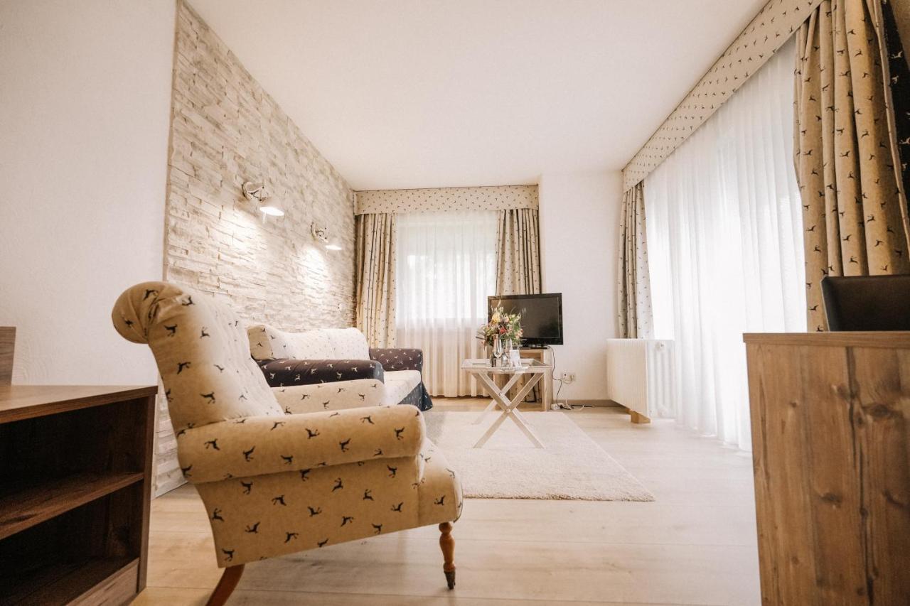 Landhotel Waldhaus Laubach  Екстер'єр фото